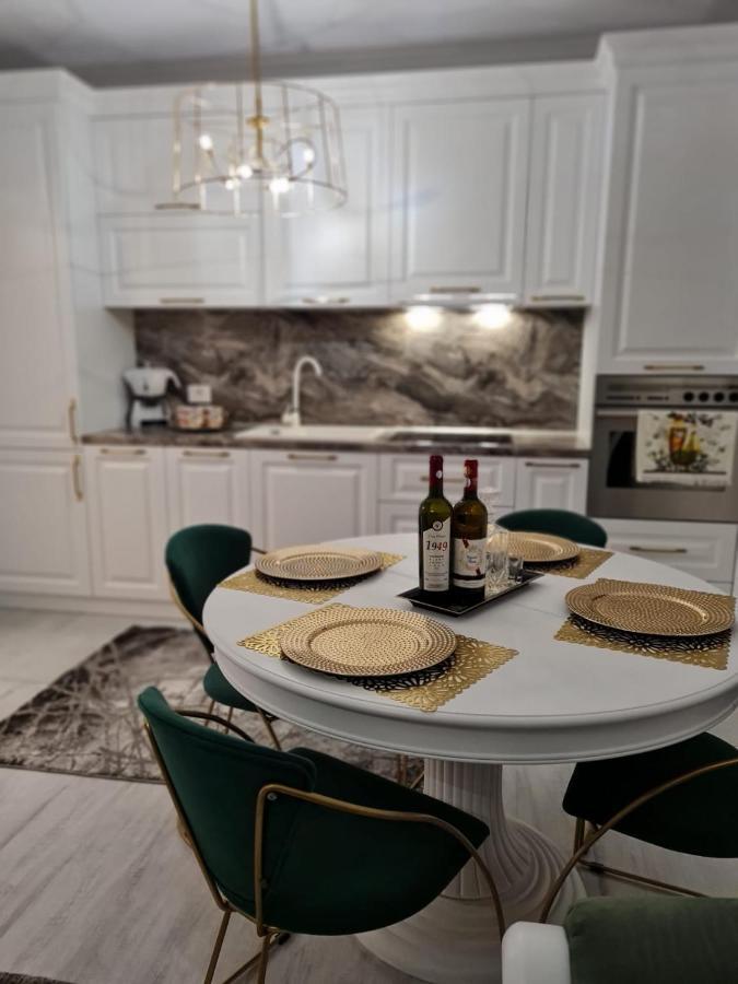 Apartament Larysse Oradea Ngoại thất bức ảnh