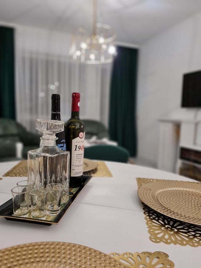 Apartament Larysse Oradea Ngoại thất bức ảnh