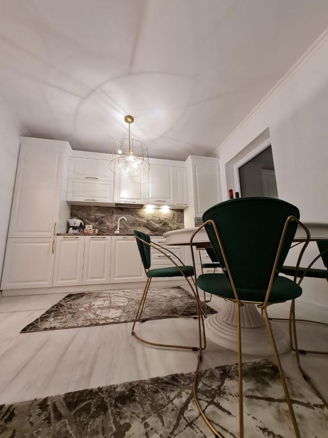 Apartament Larysse Oradea Ngoại thất bức ảnh